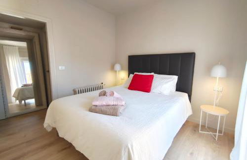 Exclusive Beach District Flat - Newly Renovated - Vila Olímpica - Sleeps 6 - Foto 8