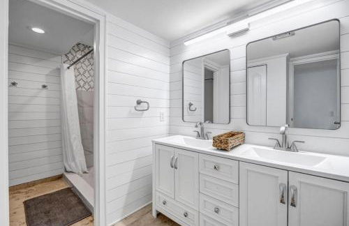 Oceanfront Penthouse Paradise - Foto 25