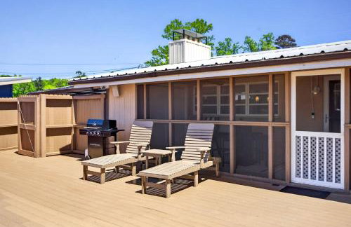 Lakefront Cabin with Private Dock - Foto 31