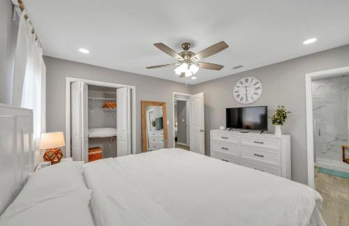 Magnolia - Family-Friendly Comforts, TVs, Grill & Just Steps to the Beach! - Foto 9