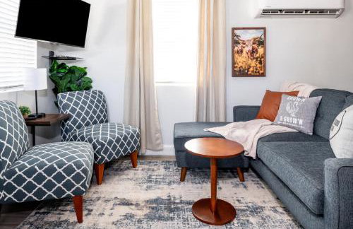 Step Free Entrance-Wolfe Cottage at Wrenwood Ranch, King Bed - Foto 4