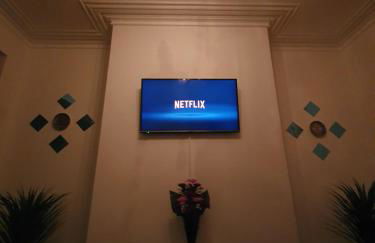 king Bed Premium luxury suite + Free Parking + Free Fast WiFi - Foto 8