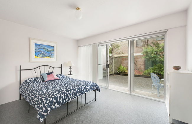 9 Cirrus at Fingal Bay - Photo 5