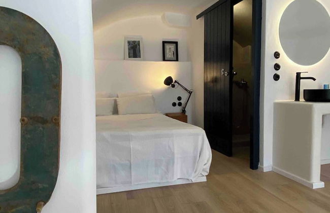 Firaoldport Caldera Sea & Volcano View - 2 Joined Houses - Photo 11