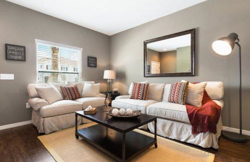 3 Bedrooms S / Lucaya Village Townhouse by RedAwning - Foto 20