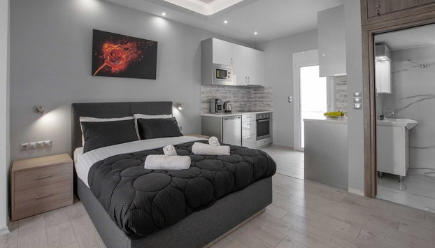 Studio penthouse near Acropolis Museum by GHH - Photo 2, Primary image