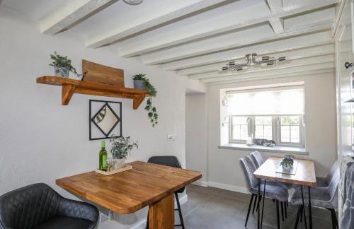 Lleiniog Cottage - Photo 8