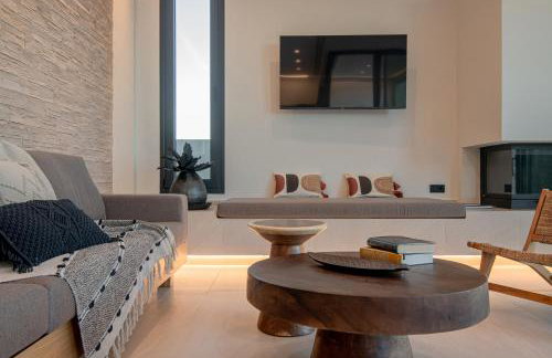 Anantia Villa 1 - Scenic View, 50 m2 infinity pool - Photo 50