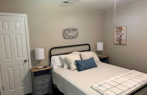 Charming 2 bed home - Close to Downtown Concord - Foto 14