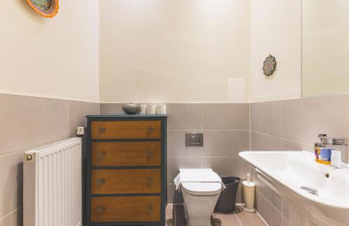 Stylish 4BDR Home Near South Acton With Parking - Photo 49