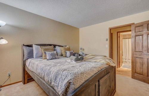 4Bdrm Cabin Retreat Mtn Views Family Gathering! - Foto 11