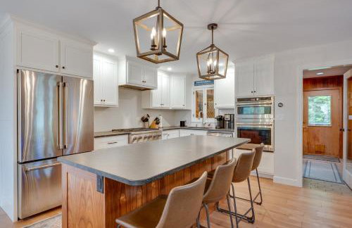 Ski-in Condo with Hot Tub on Burke Mtn Slopes! - Foto 11