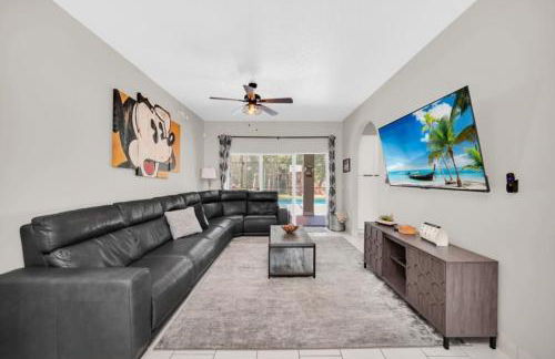 Beautiful Home, Great For Kids Near Disney! villa - Foto 1