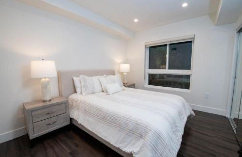 Luxury 2Bed/2Bath Apt in West Hollywood w/ Rooftop - Foto 16