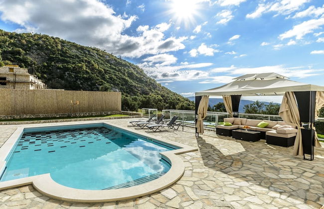 Villa Pave - Six-bedroom Villa With Terrace and Swimming Pool - Foto 24