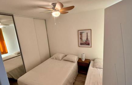 Lits faits, valise à poser, 3 mn Futuroscope - Foto 4