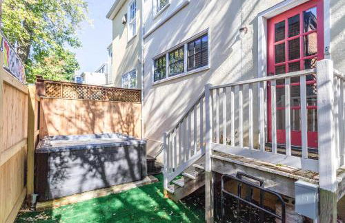 Historic Row Home 1 Block from Gate 1 at USNA - Foto 52