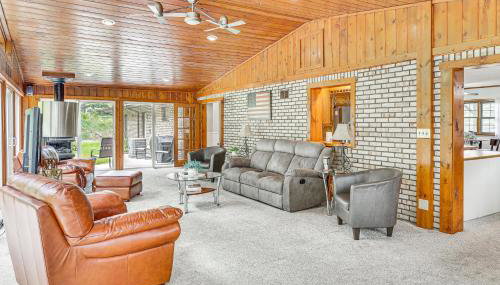 Spacious Ohio Family Home on 5-Acre Property! - Foto 5