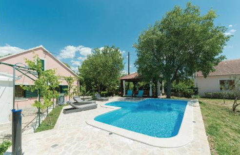 Three-Bedroom Holiday Home In Trbounje - Foto 7