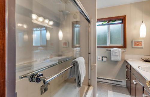 Water's Edge Oceanside Home - Foto 28