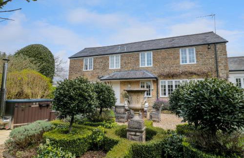 Pomme Blushe House - Photo 1