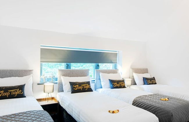 The Headingley House Leeds - Hot Tub - Sleeps Up to 12 - Foto 9