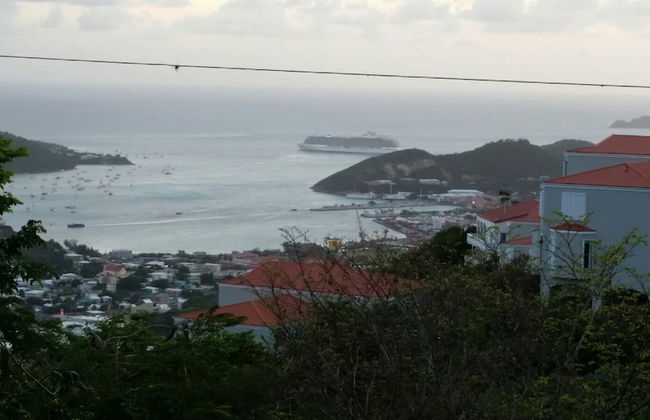 The Cottage at Villa Indigo - Photo 7