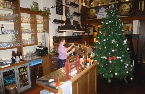 Zum goldenen Hirsch am Paulaner - Foto 21