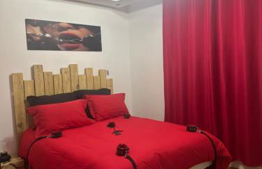 La Maison des Plaisirs Love room - Foto 27