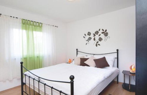 Lovely Home In Nedescina With Wifi - Foto 25