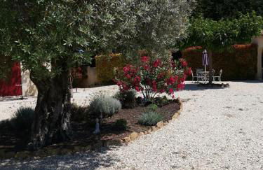 Mas du Tilleul - Foto 12