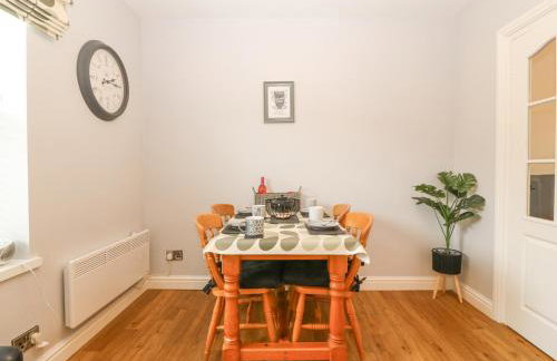 Bythynnod Newydd - Foto 8