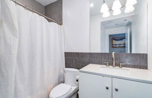 Beautiful Unit CHI in Prime River North - top floor - Foto 10