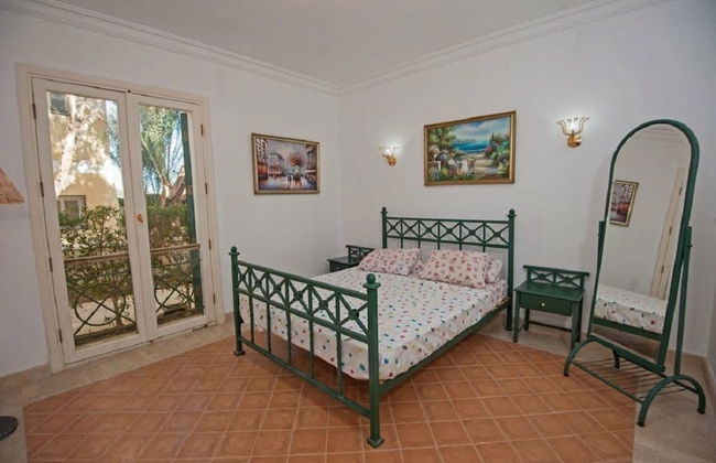 Chic 4-Bedroom White Villa for Rent in El Gouna Egypt - Foto 6