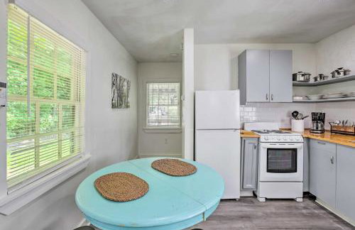 Quaint Leeds Studio with Yard about 18 Mi to Birmingham! - Foto 10