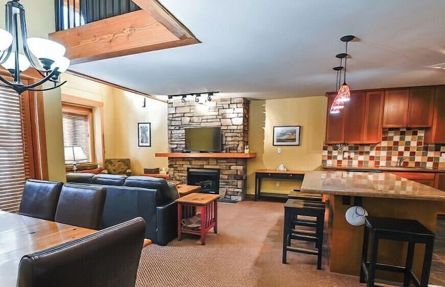 Pinnacle Ridge Chalets by Fernie Lodging - Photo 66