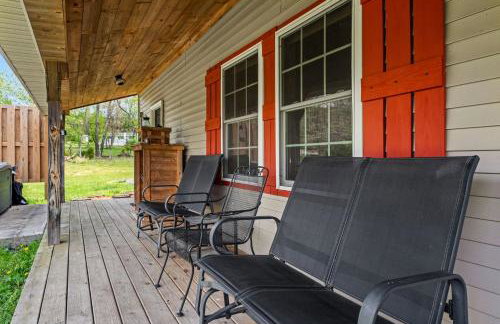Rustic Barn Retreat w Hot Tub Game Room & FirePit - Photo 71
