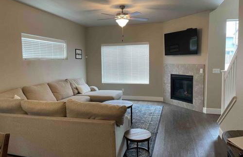 Family friendly 4-bdrm 3.5 bath w guest suite - Foto 24