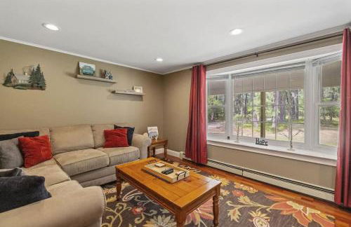 Lake Escape Family & Pet Friendly with Dock Access - Photo 22