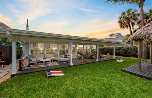 Oceanfront Cocoa Beach Vacation Home Private Beach, Tiki Bar & Family Fun - Foto 54