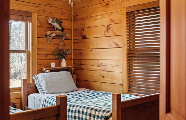 Deer Haven Cabin by Avantstay Waterfront Dock + Firepit - Foto 6