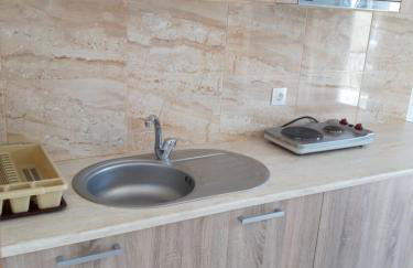 Ενοικιαζόμενα Δωμάτια Γεωργία Σταμούλου - Photo 11