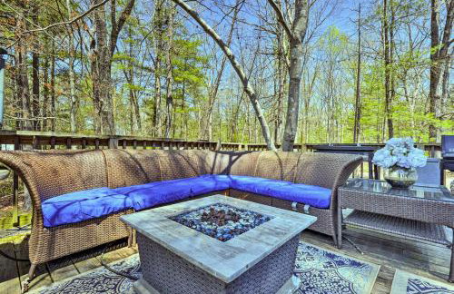 Cozy Cabin with Sunroom and Cacapon River Access! - Foto 23