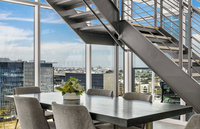 @marbella Lane - Chic 2BR Penthouse w/ Ocean Views - Foto 23