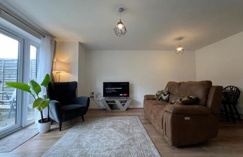 Cozy 3 Bed - Prime Location - Foto 8