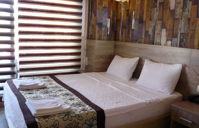 Street61 Studios - Photo 8