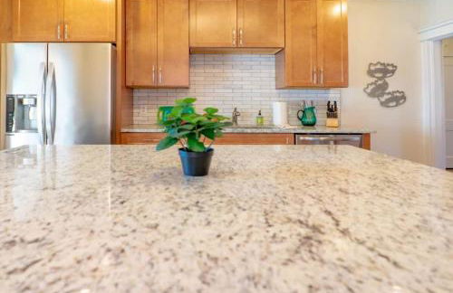 Tower Grove Park 4BR Home with Garage ABODEbucks - Photo 10