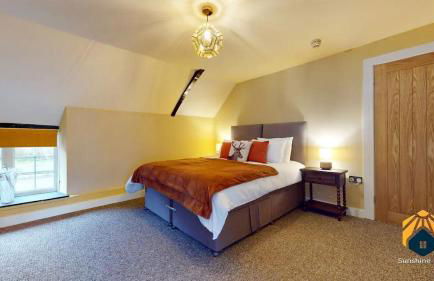 4 Bed Apartment- With Cosy Pub - Food/Drink 10%off - Photo 3