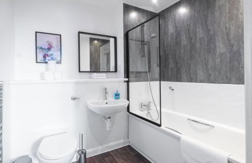 Orient CityView with FreePark and Netflix - Photo 62