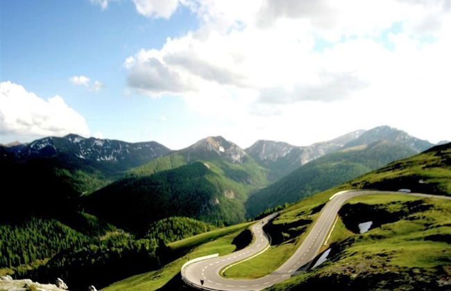 Comfortable Apartment With Mountain View - Photo 26